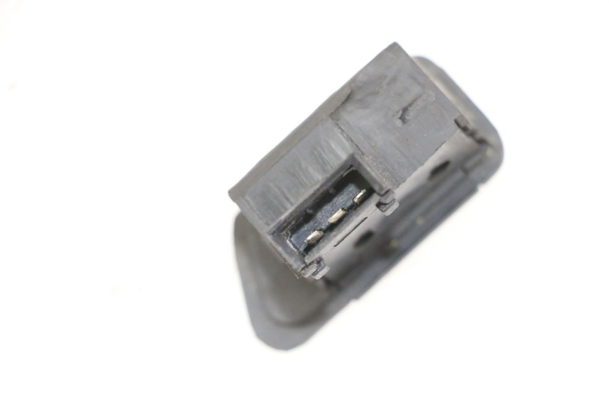 photo de COMMUTATORE FRECCE SYM FIDDLE 3 III 50 (2014 - 2020) - Zoom sullo stato d'uso