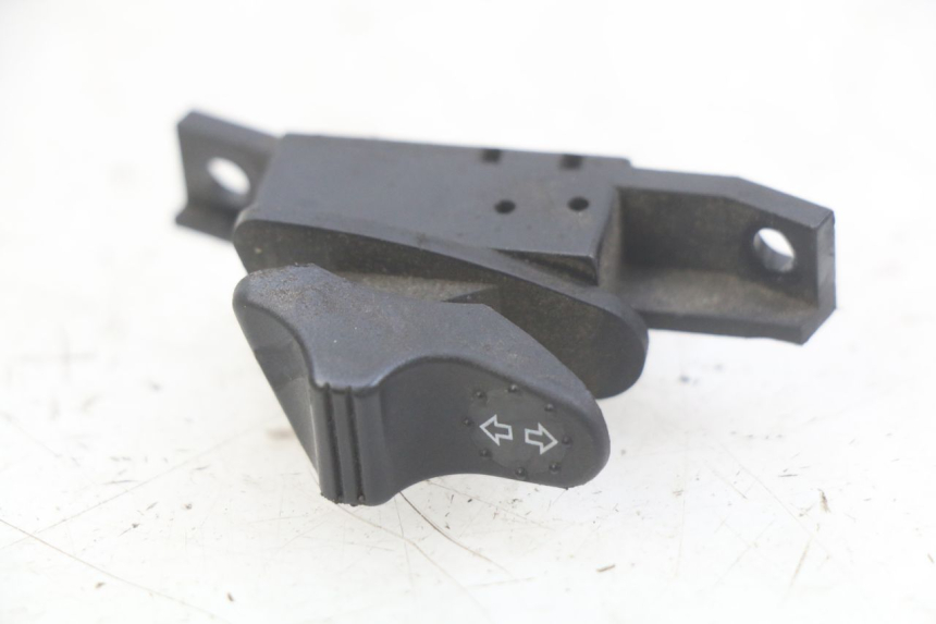 photo de COMANDO FRECCE PIAGGIO VESPA LX 2T 50 (2005 - 2013) - Altra angolazione