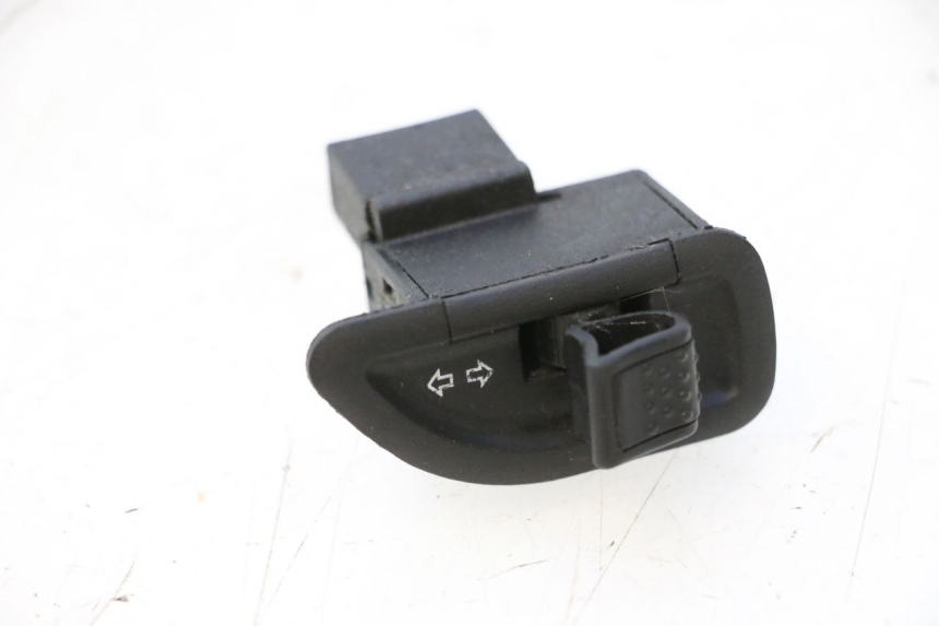 photo de COMANDO FRECCE PIAGGIO ZIP 2T 50 (2009 - 2019) - Altra angolazione
