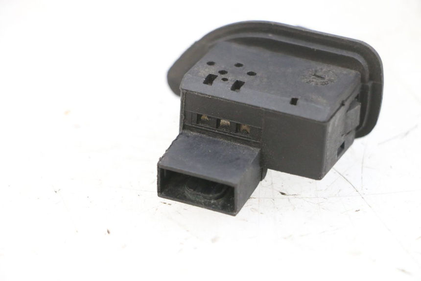 photo de COMANDO FRECCE PIAGGIO ZIP 4T 50 (2018 - 2020) - Altra angolazione