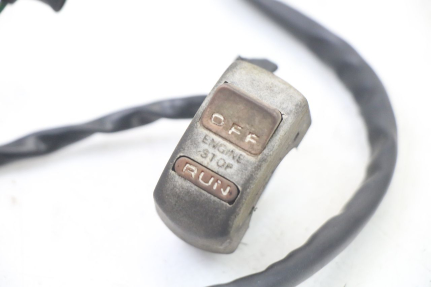 photo de COMMUTATORE SPEGNIMENTO  HONDA MTX TC02 125 (1987 - 1989) - Dettaglio del componente