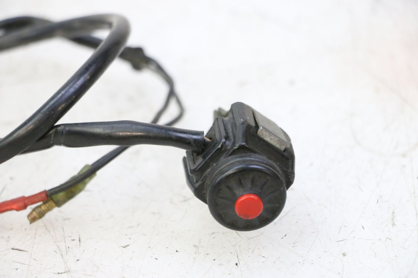 photo de COMMUTATORE SPEGNIMENTO  KAWASAKI KX 65 (2000 - 2019) - Primo piano tecnico