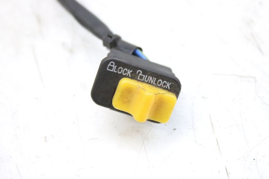 photo de INTERRUTTORE DI ACCENSIONE SYM ORBIT 2 4T 50 (2018 - 2022) - Dettaglio del componente