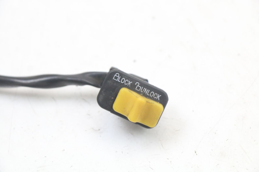 photo de INTERRUTTORE DI ACCENSIONE SYM ORBIT 2 4T 50 (2018 - 2022) - Dettaglio del componente