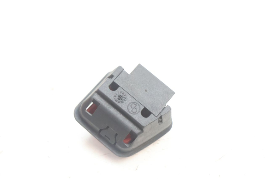 photo de COMANDO DI ACCENSIONE E SPEGNIMENTO PIAGGIO X9 EVOLUTION 125 (2003 - 2007) - Altra angolazione