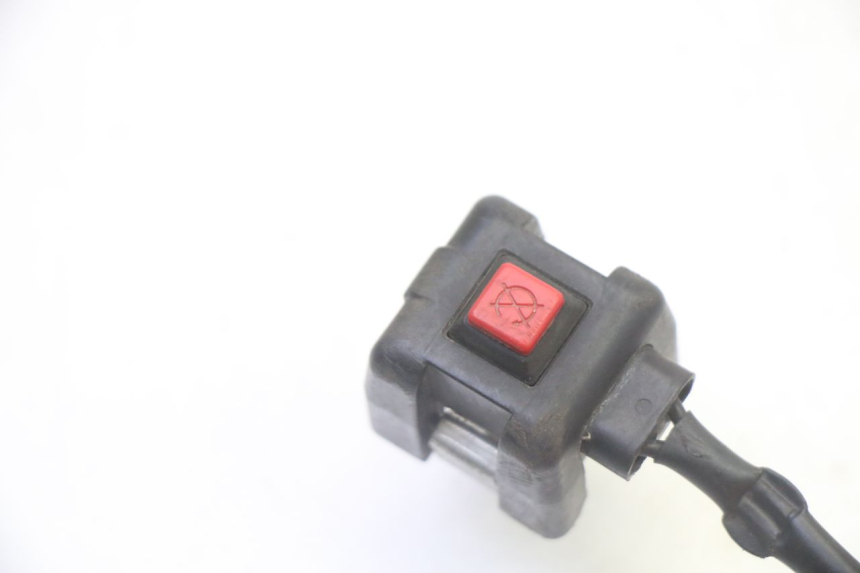 photo de COMMUTATORE SPEGNIMENTO  YAMAHA YZ-F YZF 250 (2014 - 2018) - Dettaglio del componente