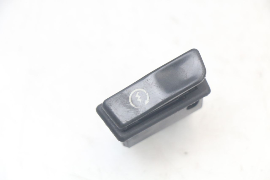 photo de COMMUTATORE AVVIAMENTO SYM FIDDLE 2 50 (2008 - 2013) - Dettaglio del componente