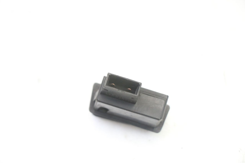 photo de COMMUTATORE AVVIAMENTO SYM FIDDLE 2 50 (2008 - 2013) - Altra angolazione