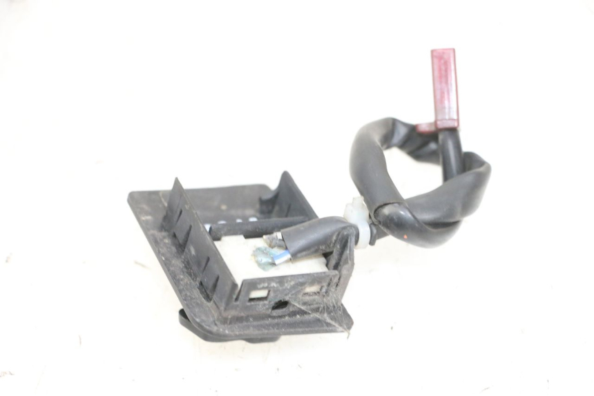 photo de COMMUTATORE ACCENSIONE MBK FLIPPER 115 (2013 - 2017) - Altra angolazione