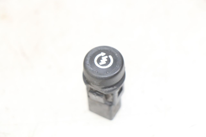 photo de COMMODO AVVIAMENTO PIAGGIO FLY 2T 50 (2004 - 2017) - Dettaglio del componente