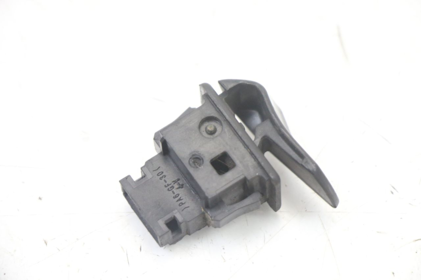 photo de COMMUTATORE ACCENSIONE HONDA SH i 300 (2015 - 2020) - Altra angolazione