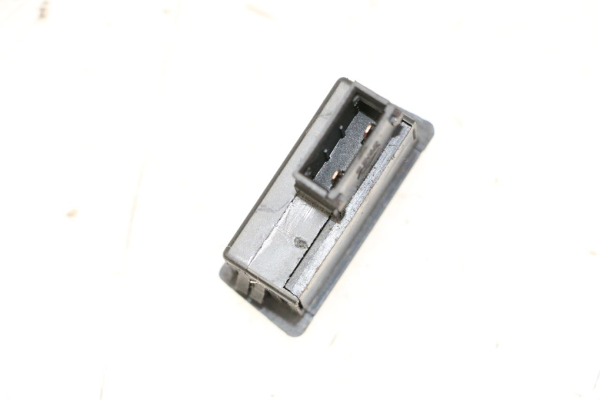 photo de COMMUTATORE ACCENSIONE LONGJIA SHARPY 125 (2020 - 2024) - Zoom sullo stato d'uso