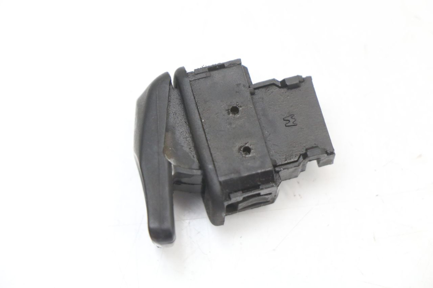 photo de COMMUTATORE ACCENSIONE PIAGGIO MP3 125 (2006 - 2014) - Vista principale