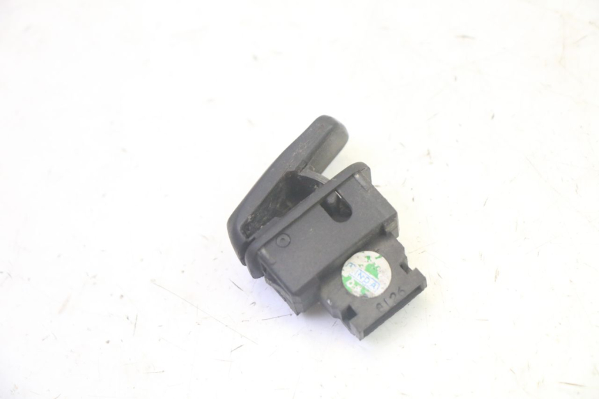 photo de COMMUTATORE ACCENSIONE PIAGGIO MP3 RL 250 (2006 - 2010) - Zoom sullo stato d'uso