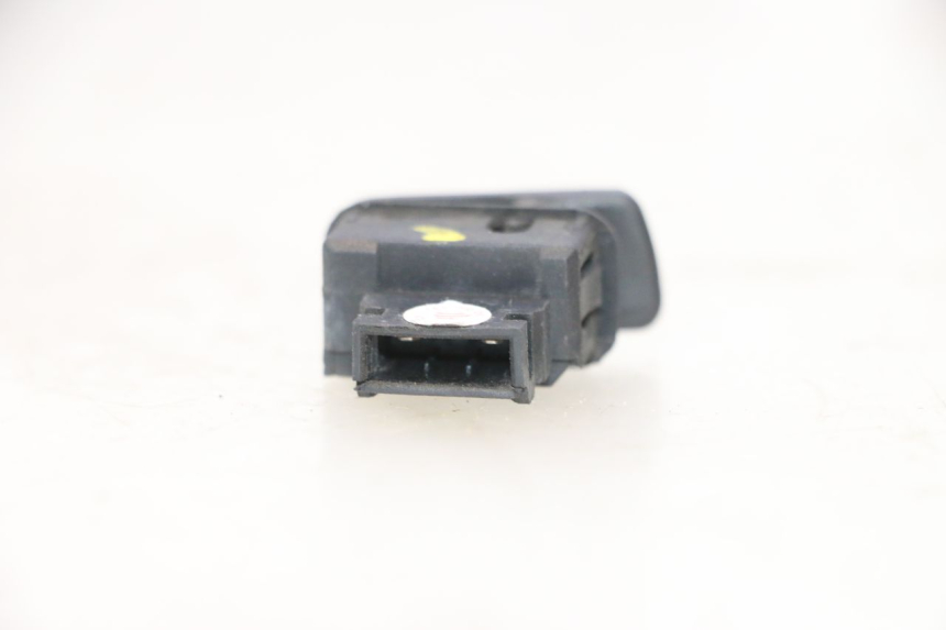 photo de COMMUTATORE ACCENSIONE PIAGGIO MP3 500 (2016 - 2018) - Dettaglio del componente