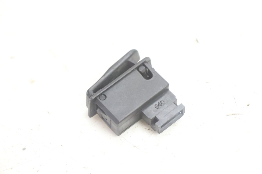 photo de COMMUTATORE ACCENSIONE YAMAHA NEO'S NEOS 2T 50 (1998 - 2007) - Zoom sullo stato d'uso