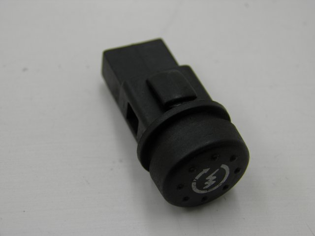 photo de COMMUTATORE ACCENSIONE PIAGGIO LIBERTY 2T 50 (2004 - 2008) - Vista principale