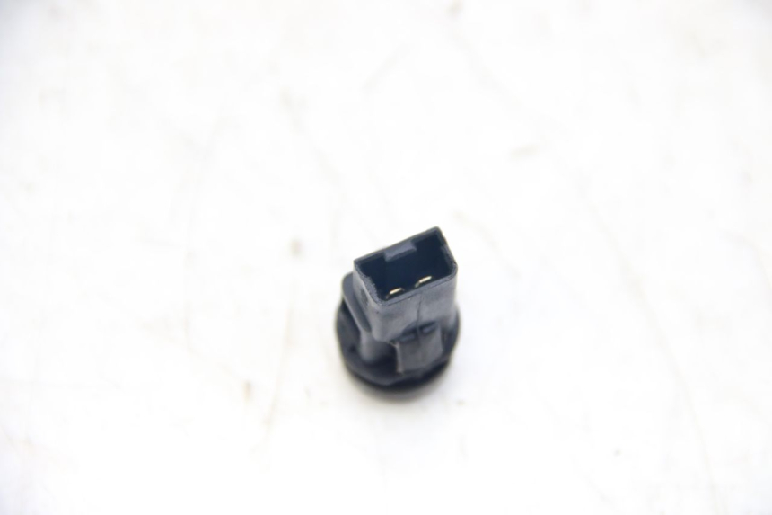 photo de COMMODO AVVIAMENTO GILERA RUNNER SP 50 (2009 - 2017) - Zoom sullo stato d'uso