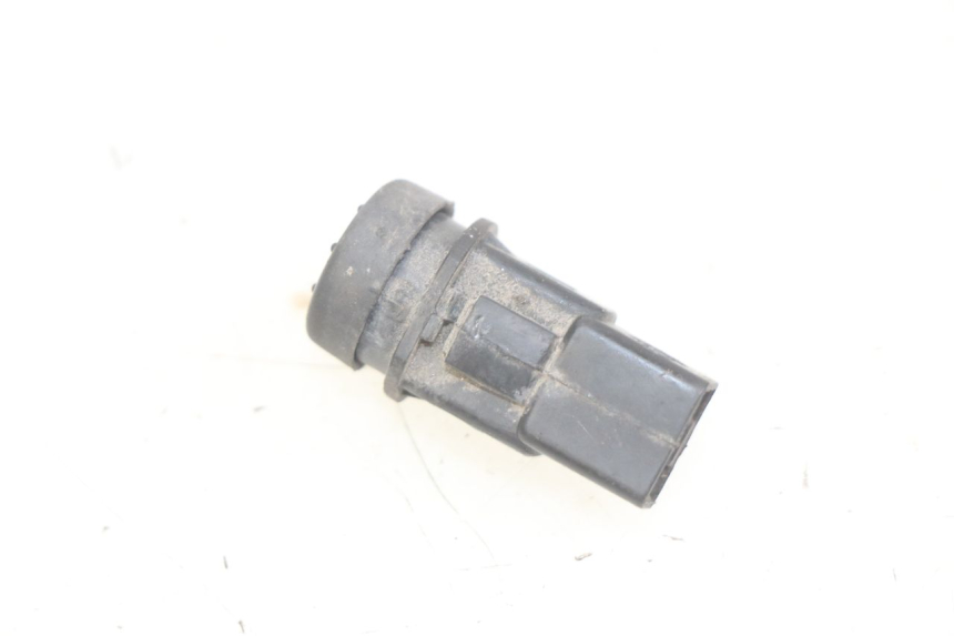 photo de COMMODO AVVIAMENTO APRILIA SCARABEO LIGHT 125 (2007 - 2011) - Zoom sullo stato d'uso