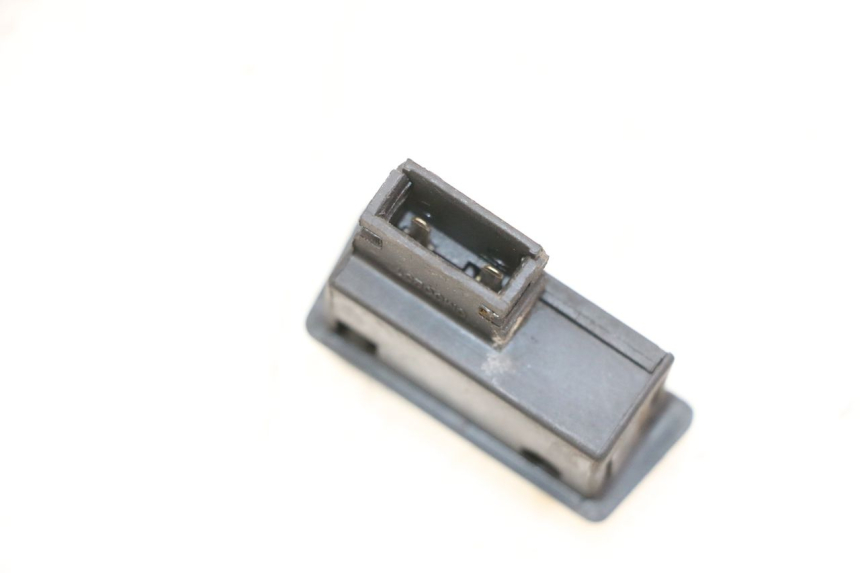 photo de COMMUTATORE AVVIAMENTO SYM ORBIT 2 4T 50 (2008 - 2017) - Dettaglio del componente