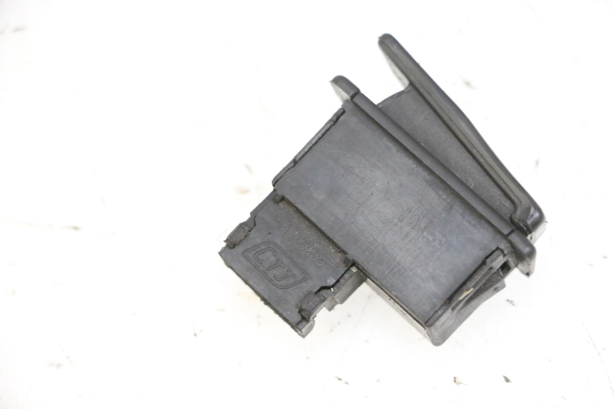 photo de COMMUTATORE ACCENSIONE PEUGEOT TWEET PRO EFI 4T 50 (2021 - 2022) - Dettaglio del componente