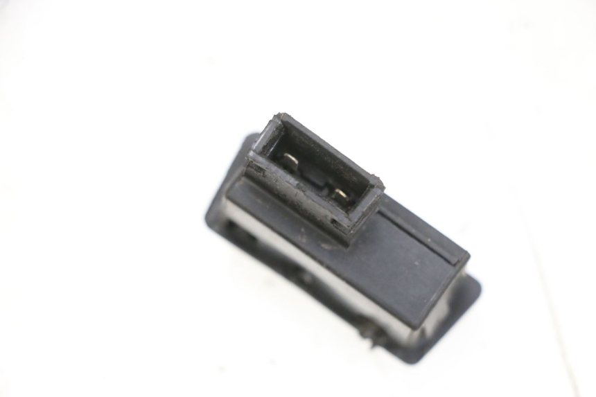 photo de COMMUTATORE ACCENSIONE PEUGEOT TWEET PRO EFI 4T 50 (2021 - 2022) - Zoom sullo stato d'uso