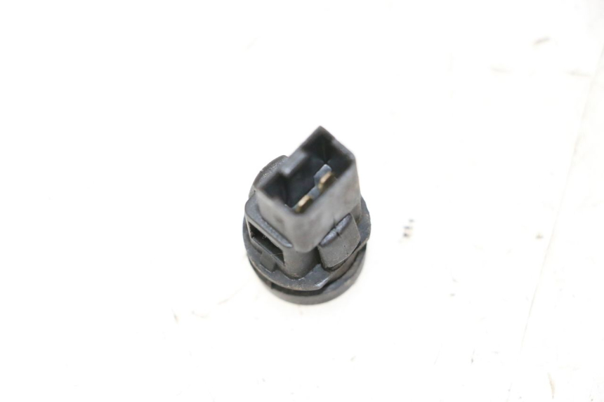 photo de COMMODO AVVIAMENTO PIAGGIO XEVO - X EVO 125 (2007 - 2017) - Dettaglio del componente