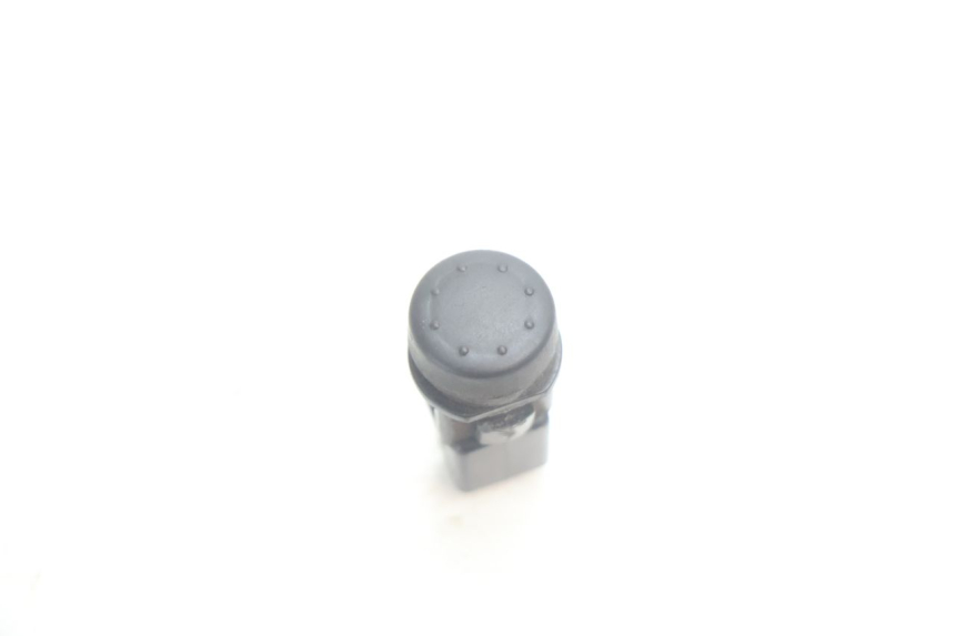 photo de COMMUTATORE ACCENSIONE PIAGGIO ZIP 4T 50 (2006 - 2017) - Dettaglio del componente