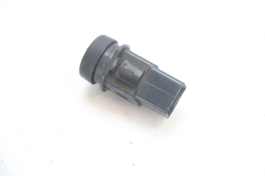 photo de COMMUTATORE ACCENSIONE PIAGGIO ZIP 4T 50 (2006 - 2017) - Zoom sullo stato d'uso