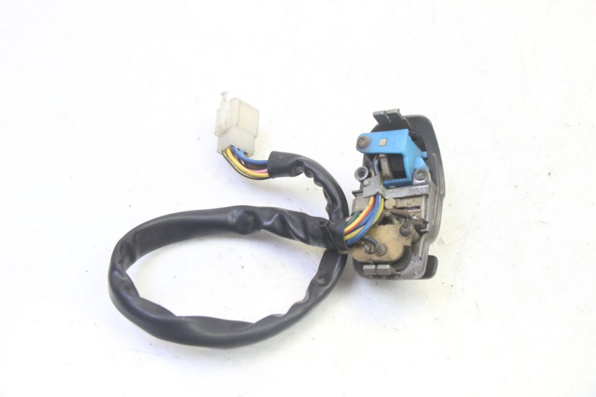 photo de COMMUTATORE DESTRO QUADRO 4 4D 350 (2015 - 2018) - Primo piano tecnico