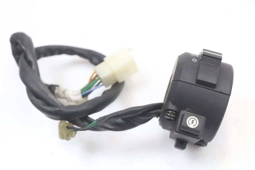 photo de COMMUTATORE DESTRO DAELIM A-FOUR 2T 50 (2005 - 2012) - Zoom sullo stato d'uso