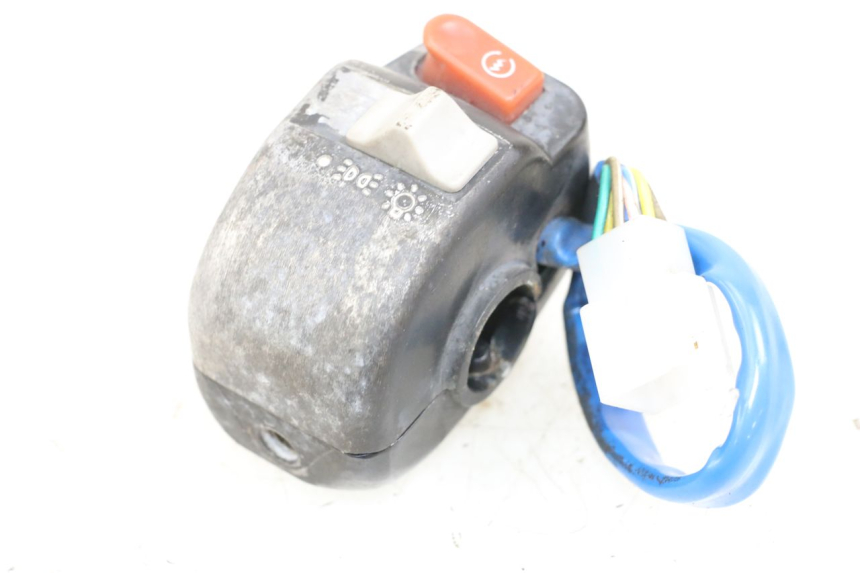 photo de MANUBRIO DESTRO KYMCO AGILITY 4T 50 (2005 - 2018) - Vista d'insieme del prodotto