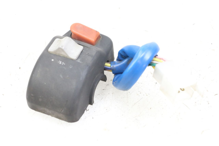 photo de MANUBRIO DESTRO KYMCO AGILITY 4T 50 (2005 - 2018) - Altra angolazione