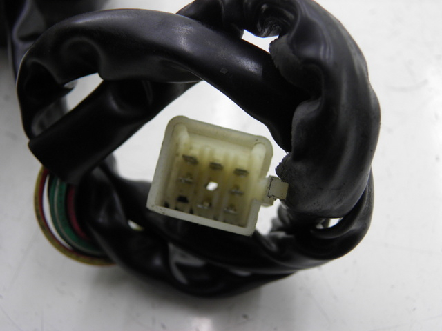 photo de COMANDO DESTRO BENZHOU YY50QT31 VINTAGE 50 (2009 - 2012) - Dettagli dei punti di fissaggio