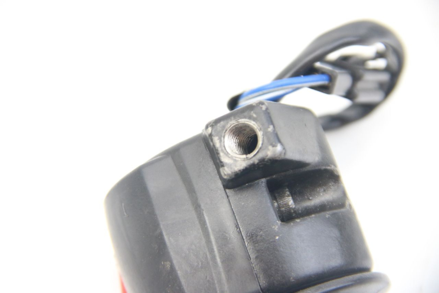 photo de COMMUTATORE DESTRO MBK BOOSTER NEXT GENERATION 50 (2004 - 2007) - Zoom sullo stato d'uso