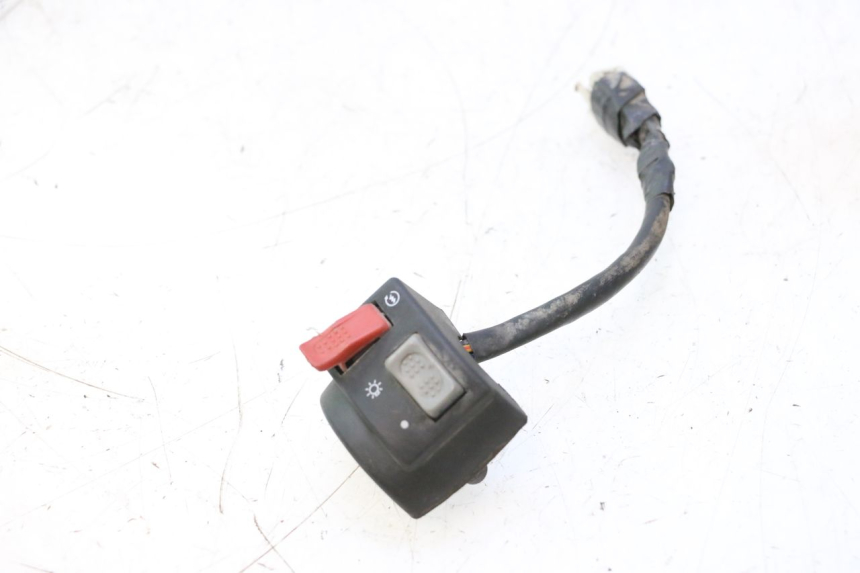 photo de MANUBRIO DESTRO MBK BOOSTER SPIRIT 50 (1999 - 2003) - Dettaglio del componente