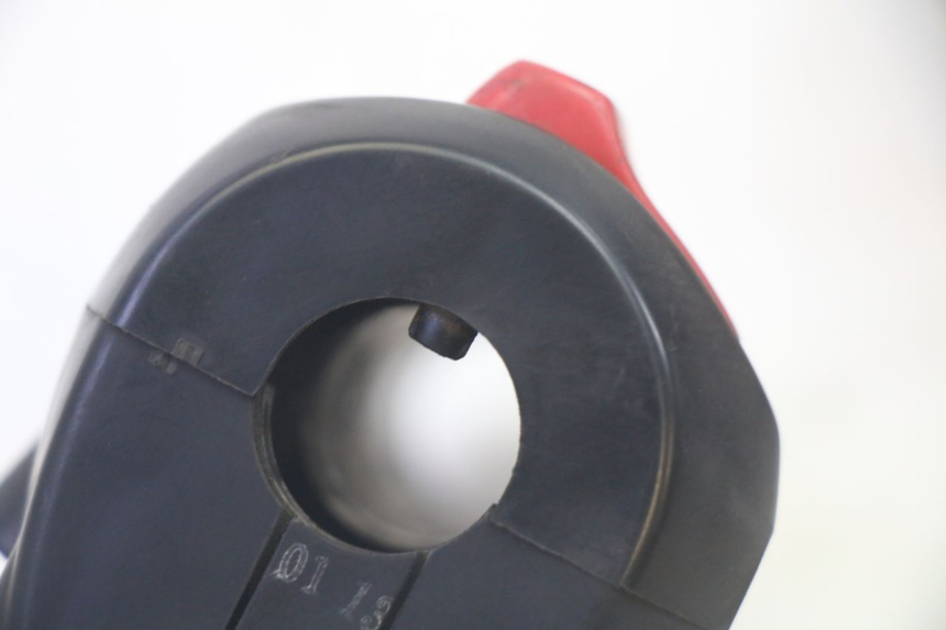 photo de MANUBRIO DESTRO SUZUKI BURGMAN 125 (2007 - 2014) - Vista d'insieme del prodotto