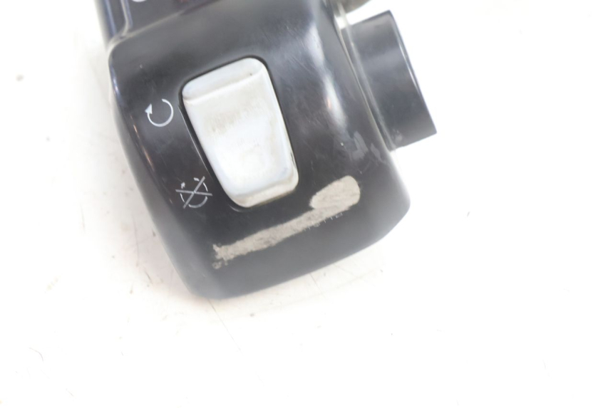 photo de MANUBRIO DESTRO YAMAHA BW'S BWS 125 (2010 - 2013) - Altra angolazione