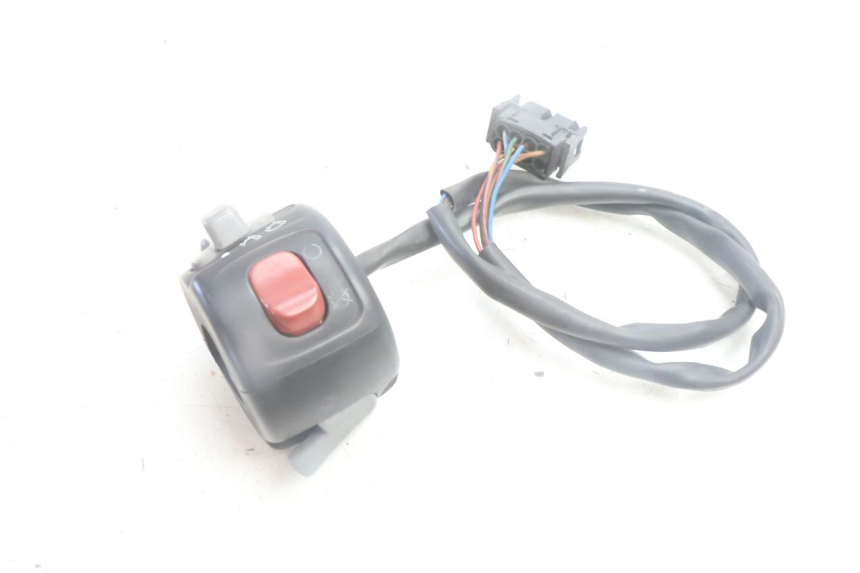 photo de MANUBRIO DESTRO BMW C1 125 (2000 - 2003) - Zoom sullo stato d'uso