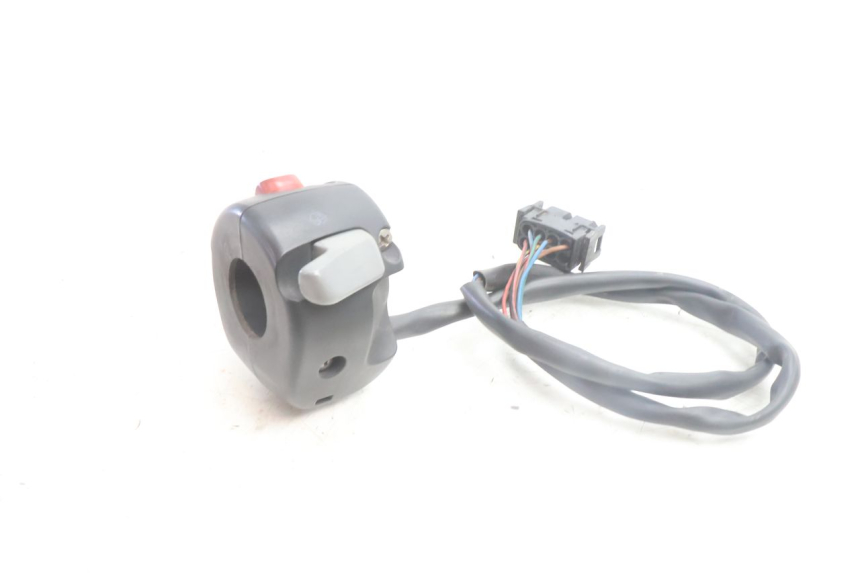 photo de MANUBRIO DESTRO BMW C1 125 (2000 - 2003) - Altra angolazione