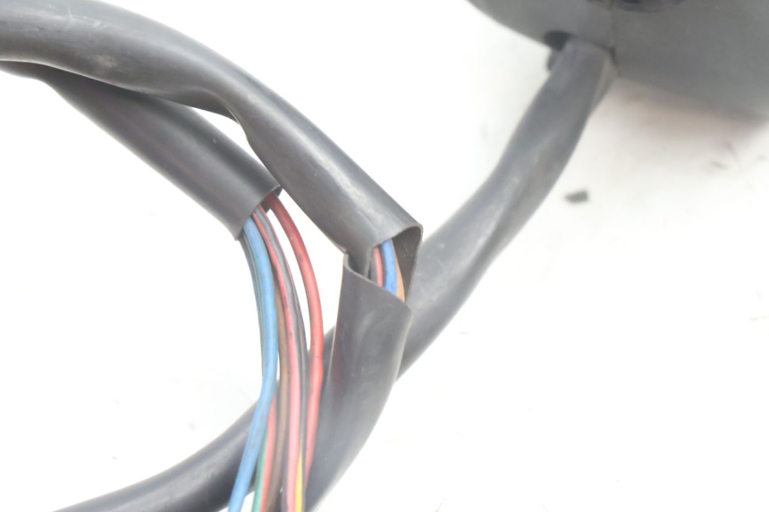 photo de MANUBRIO DESTRO BMW C1 125 (2000 - 2003) - Dettagli dei punti di fissaggio