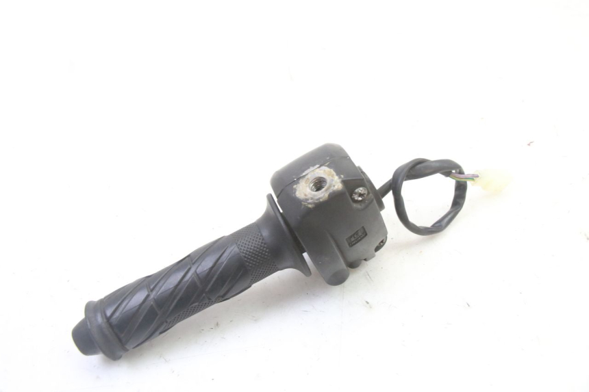 photo de COMMUTATORE DESTRO ORCAL CAVARO 4T 50 (2019 - 2023) - Primo piano tecnico