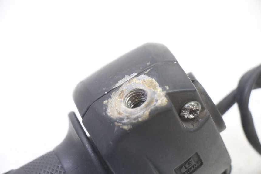 photo de COMMUTATORE DESTRO ORCAL CAVARO 4T 50 (2019 - 2023) - Dettagli dei punti di fissaggio