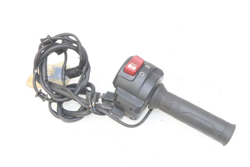 photo de MANUBRIO DESTRO HONDA CB R 1000 (2018 - 2023) - Vista principale