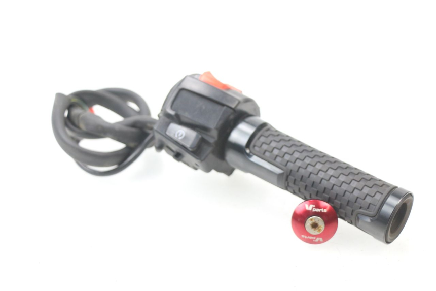 photo de COMMUTATORE DESTRO HONDA CBR 929 RR FIREBLADE 900 (2000 - 2001) - Vista principale