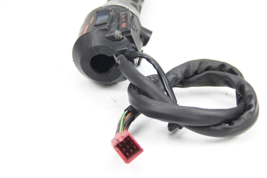 photo de Comando destro HONDA CBR F SC21 1000 (1986 - 1992) - Altra angolazione