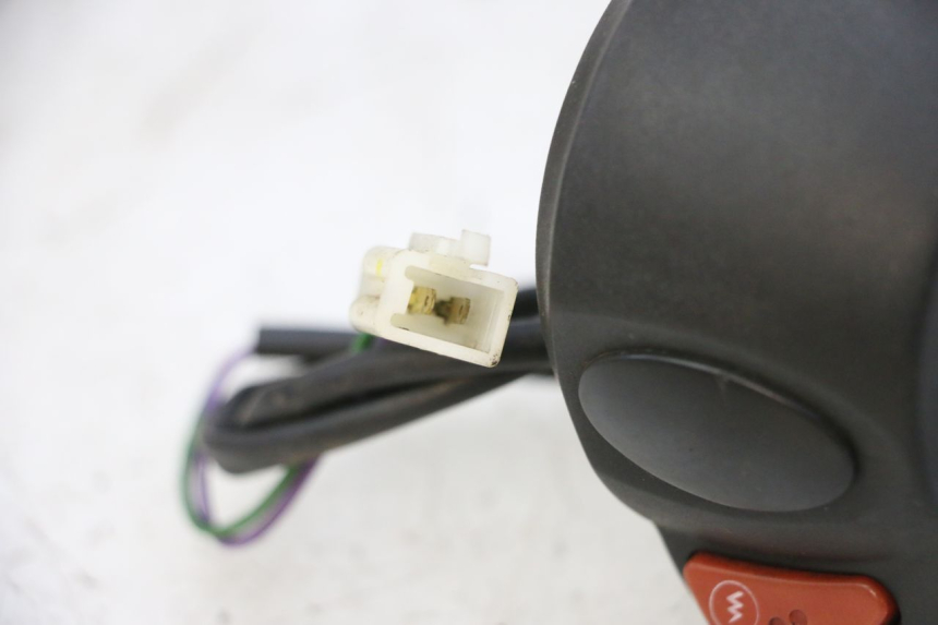 photo de MANUBRIO DESTRO PEUGEOT CITYSTAR 50 (2013 - 2017) - Altra angolazione