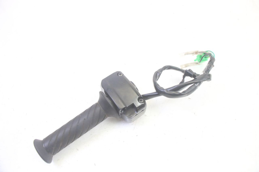 photo de MANUBRIO DESTRO SYM CROX 4T 50 (2016 - 2023) - Primo piano tecnico