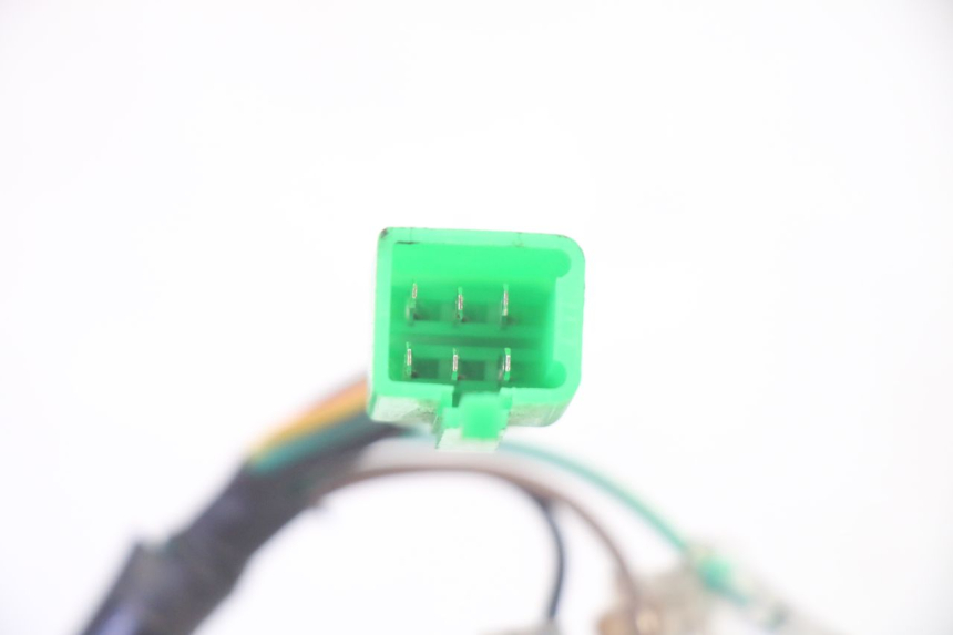 photo de MANUBRIO DESTRO SYM CROX 4T 50 (2016 - 2023) - Ricambio usato controllato