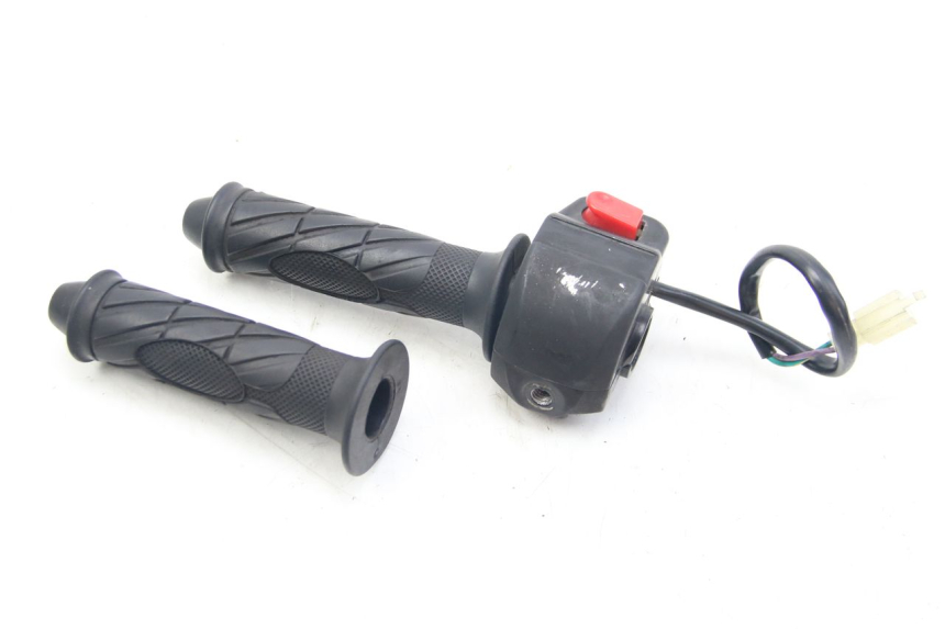 photo de MANUBRIO DESTRO LONGJIA DIGITA 4T 50 (2019 - 2022) - Vista principale